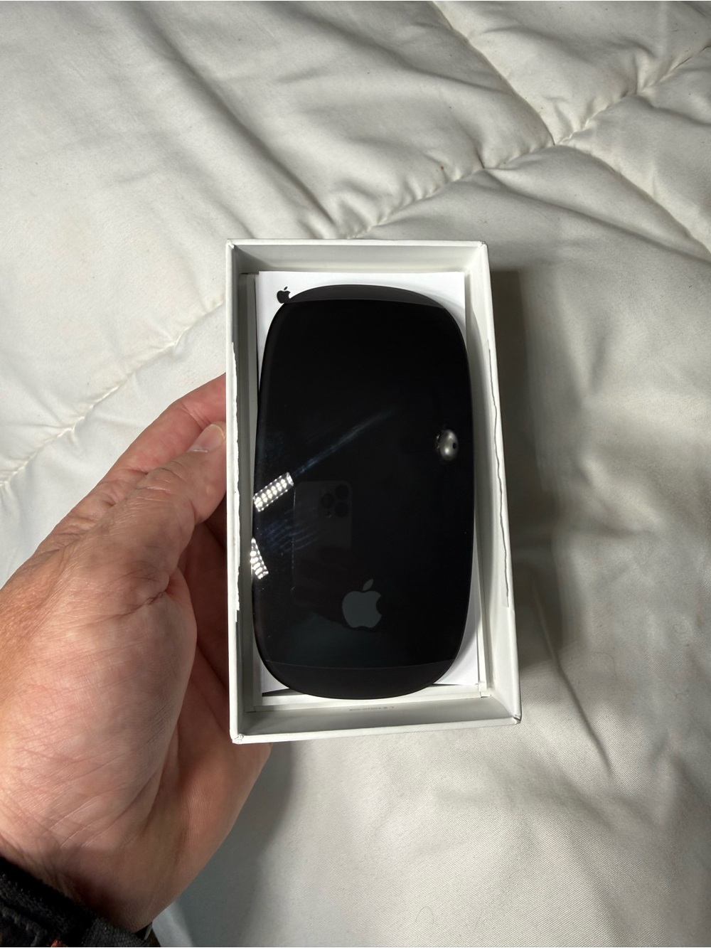 Apple Magic Mouse - Picture 2 of 6
